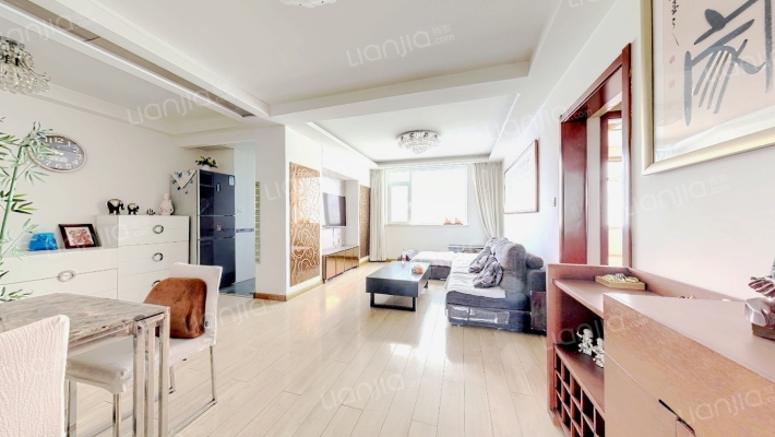 万泰海公馆二手房实景图