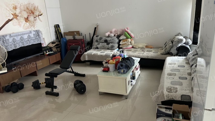 新东南公寓二手房实景图