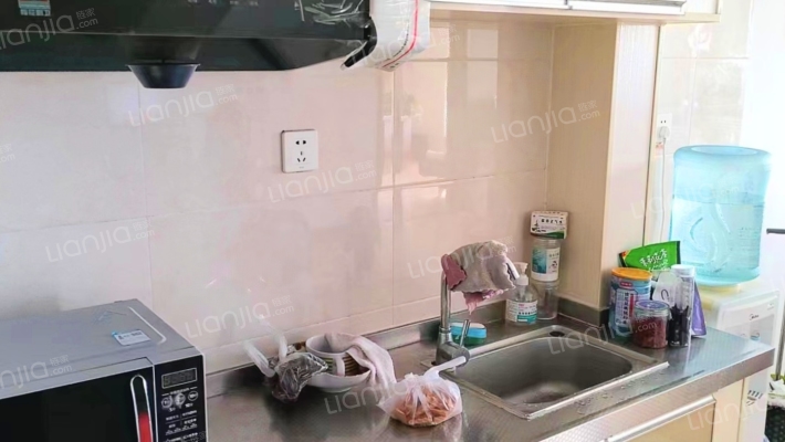 ：南向正规一居室 采光无遮挡 出租中-厨房