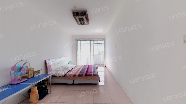 收割机厂家属楼(胜利西路)二手房实景图