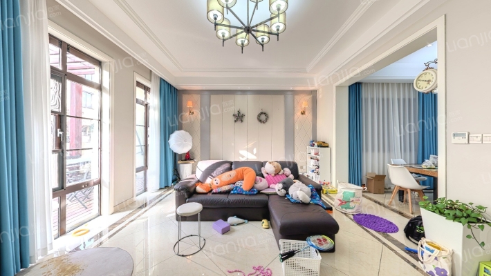 旭辉芭堤兰湾二手房实景图