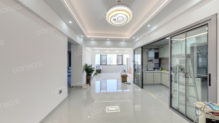 交易中心大厦二手房实景图