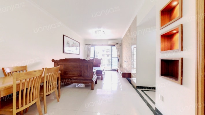 云山雅苑二手房实景图