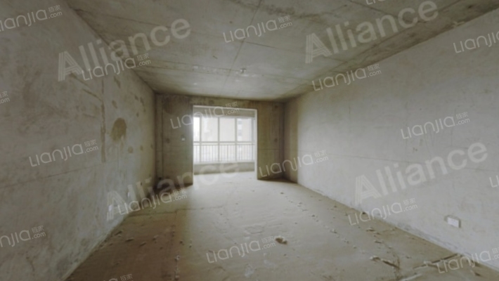 大3居 毛坯 中层 前面没有楼 南北通透 看房有钥匙-客厅