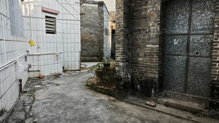 均安社区二手房实景图