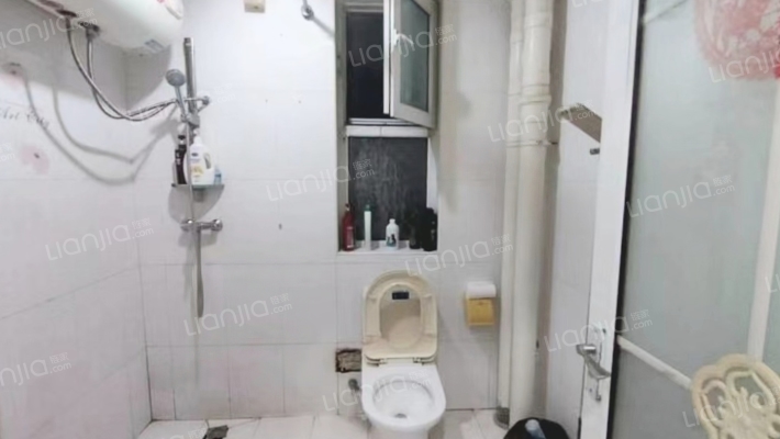 云景城南向两居，好楼层，证满，急售-卫生间