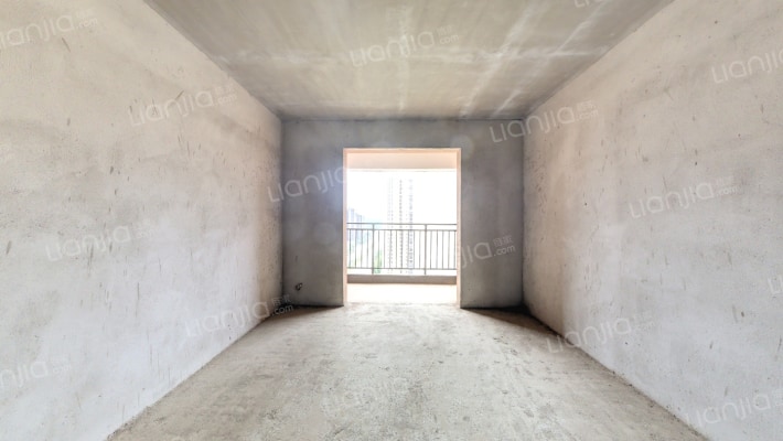 光谷东郡小区二手房实景图