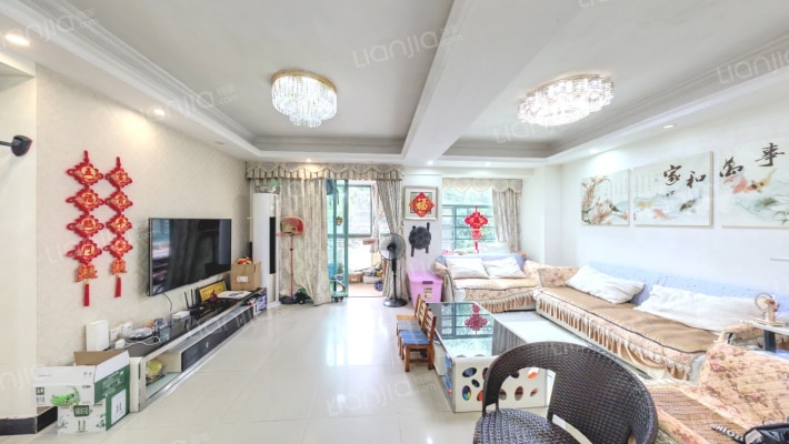 湖畔豪庭二手房实景图