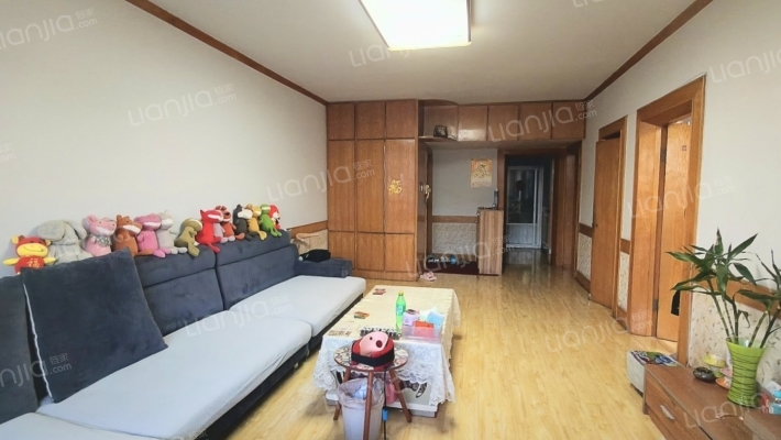 金融专科宿舍二手房实景图