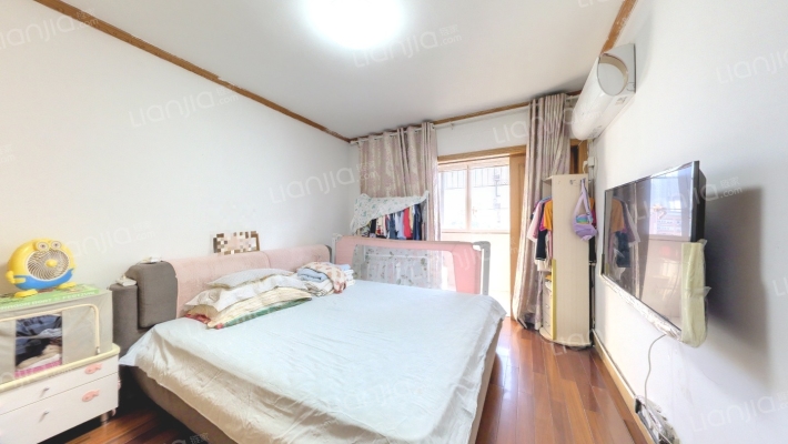 贡园二手房实景图