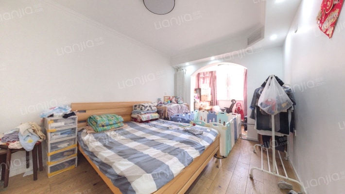 芳草地北巷二手房实景图