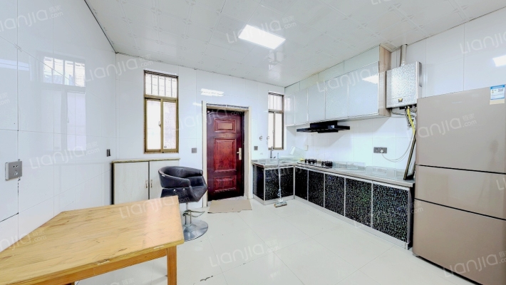 新海海新新村二手房实景图