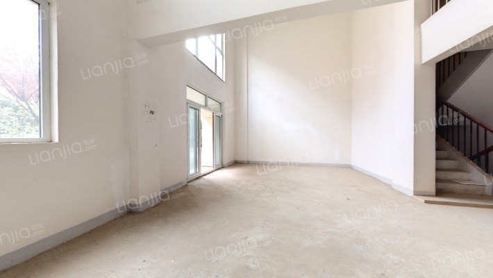 联投花山郡别墅二手房实景图