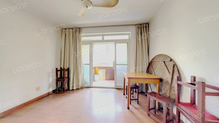 星鸿佳苑二手房实景图