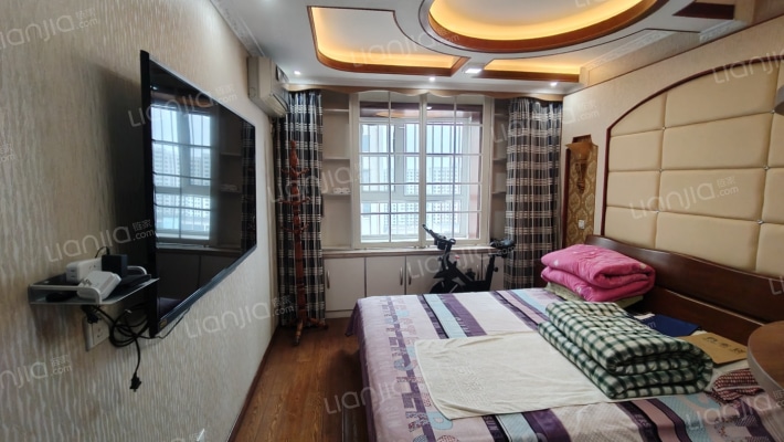 天龙小区 3室2厅 南 北-卧室A