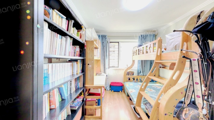 中央学府二手房实景图
