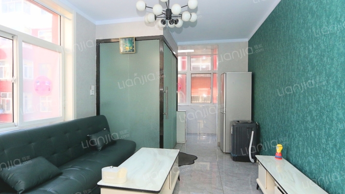 水泥厂家属小区二手房实景图