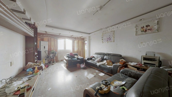 湖景中央花园二手房实景图