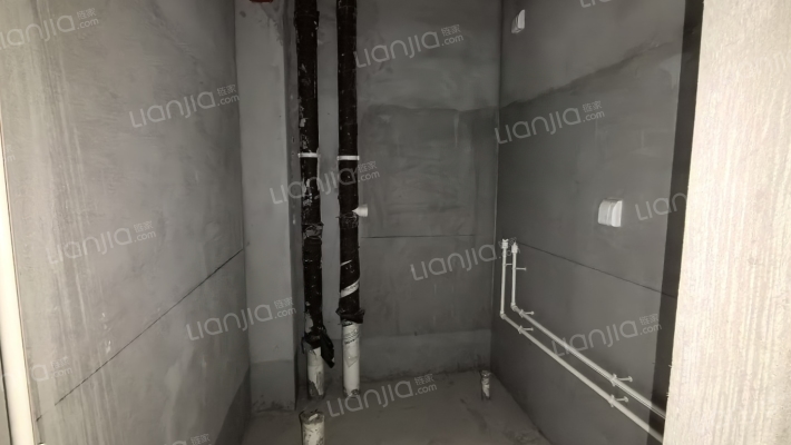 公园旁环境优美叠拼别墅 客厅挑空可封成卧室 居住舒适-卫生间B