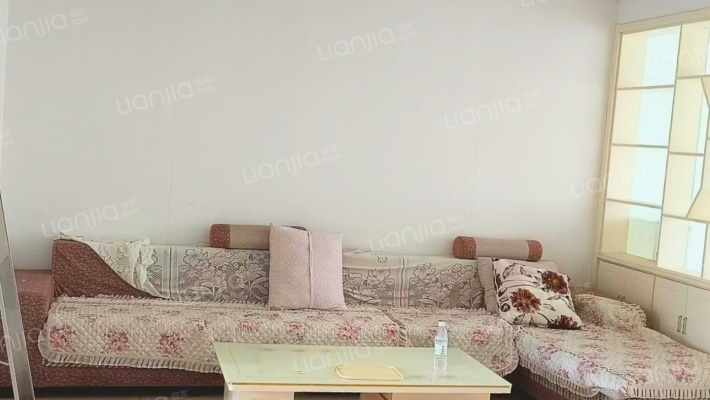 温泉公寓二手房实景图