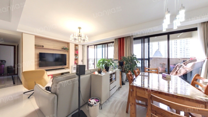 蓝光长岛国际二期二手房实景图