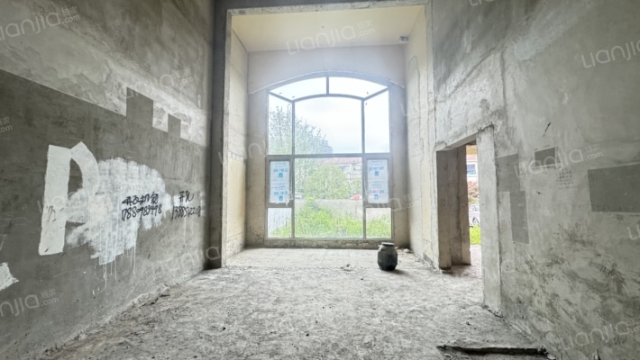 金阳新世界翡翠谷二手房实景图