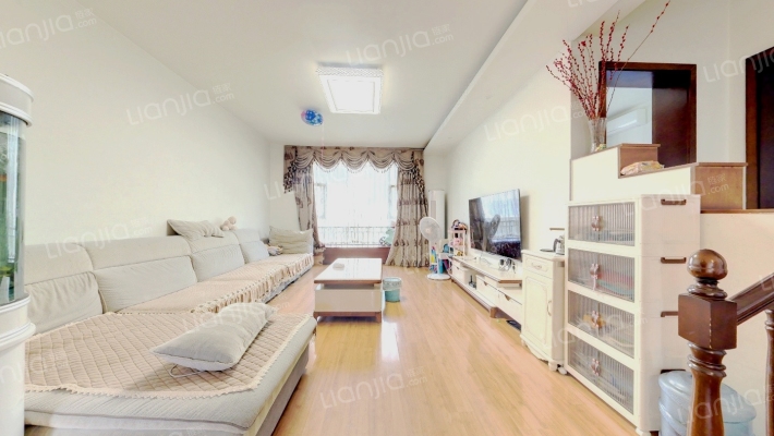 柳河花园东区二手房实景图