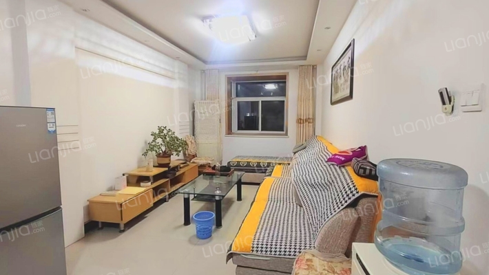 新港小区二手房实景图