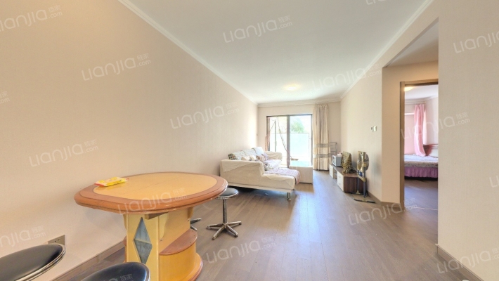 弗农小镇二手房实景图