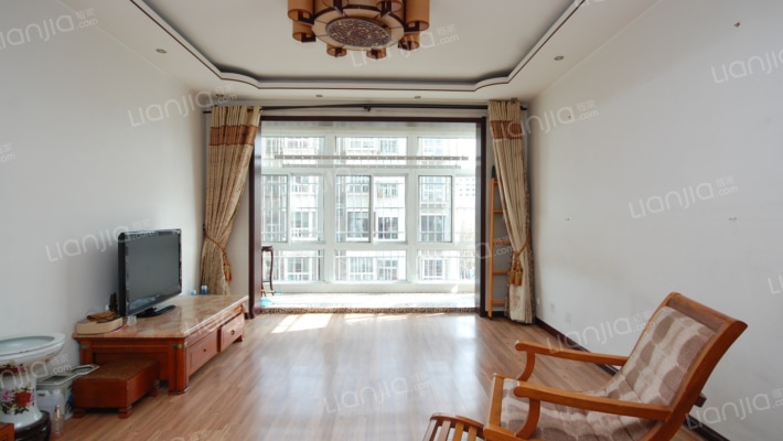 环保公寓二手房实景图