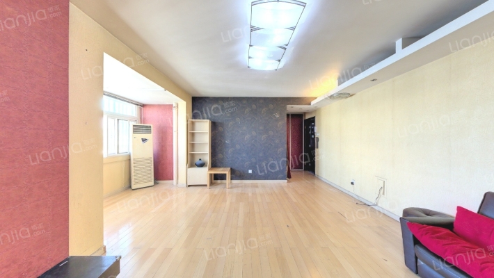 观河锦苑二手房实景图