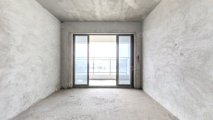 华盈爱琴湾二手房实景图