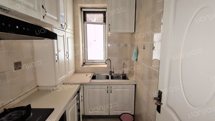 琉璃河检查站旁  三利一期 精装两居 百米楼间距-厨房