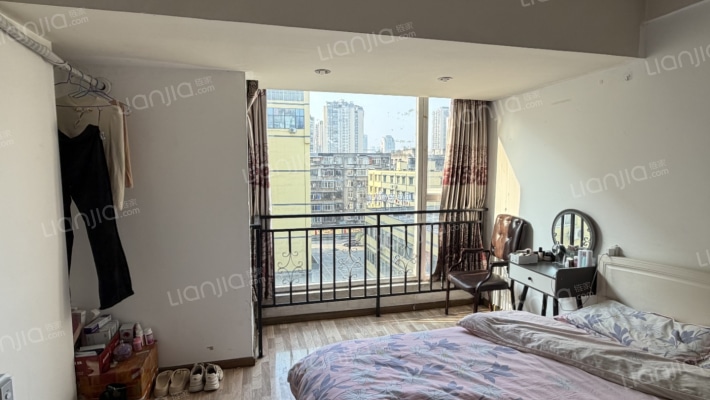 大发百度城二手房实景图