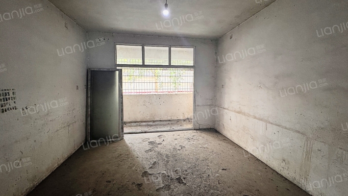 州工程公司宿舍二手房实景图