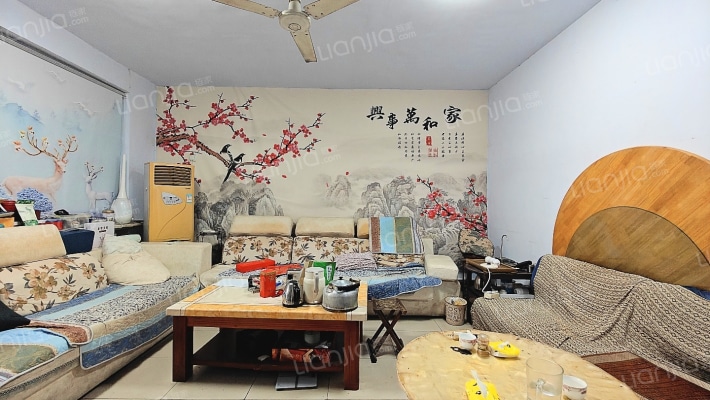 岱岳区生资公司宿舍二手房实景图