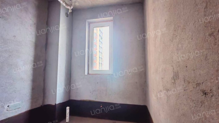 必买房源，三居二卫121平米 急售68万-卫生间A