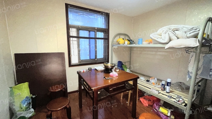 宜城路8号二手房实景图