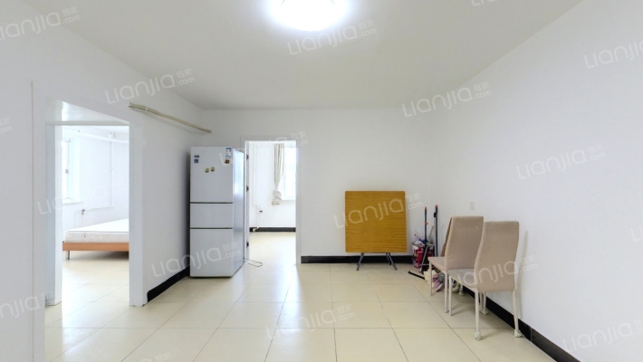 荧屏里二手房实景图