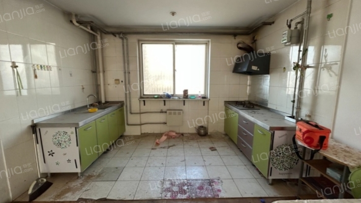 户型三阳开泰，全天采光，小区内安静，居民素质高-厨房