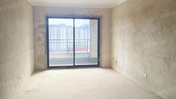 浩创半山云府二手房实景图