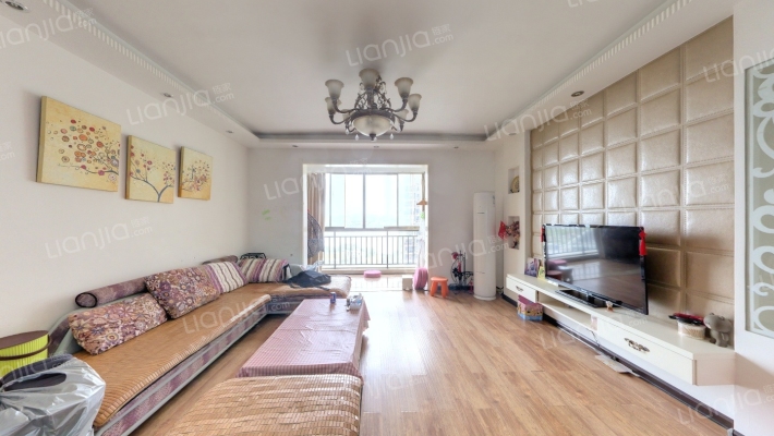 東江国际二手房实景图