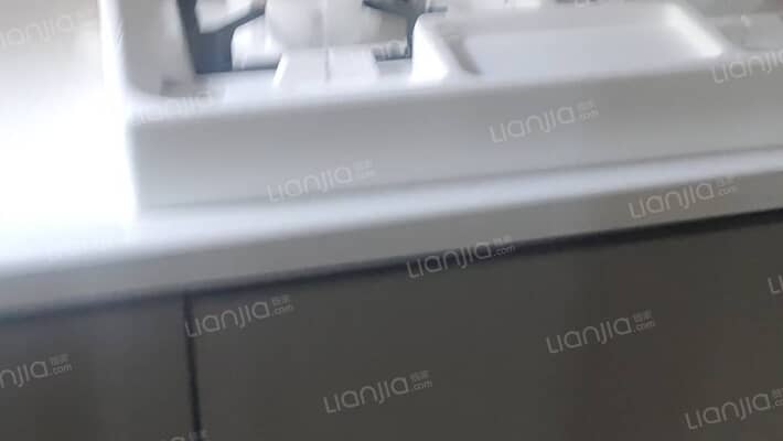 高新区电梯房精装两居室 带车位-厨房A