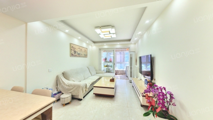 招商依云华府二手房实景图