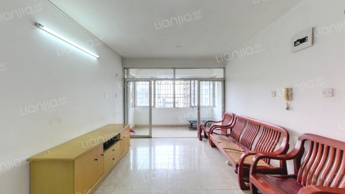 海宏苑二手房实景图