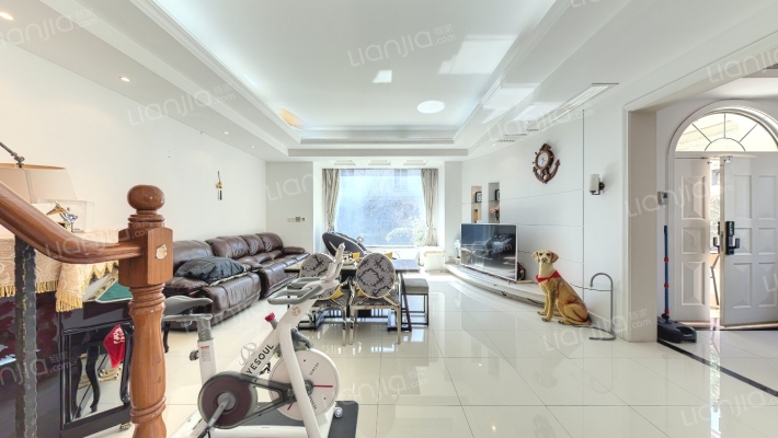 汤臣高尔夫(别墅)二手房实景图