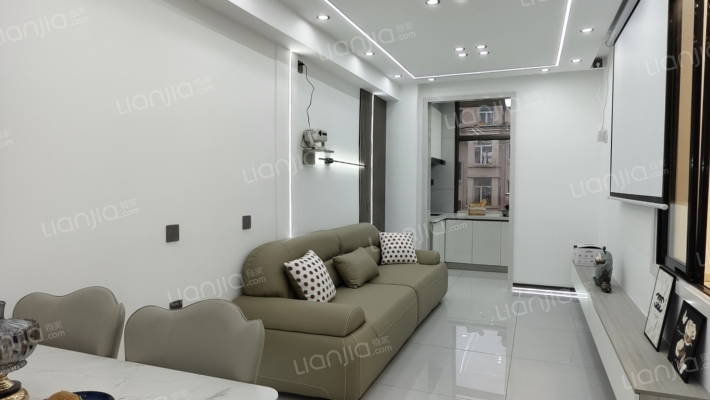 阿城上京广场商住小区二手房实景图