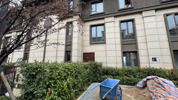 保利公园央玺二手房实景图