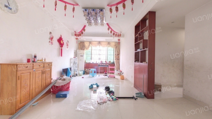 南湾花园一期二手房实景图