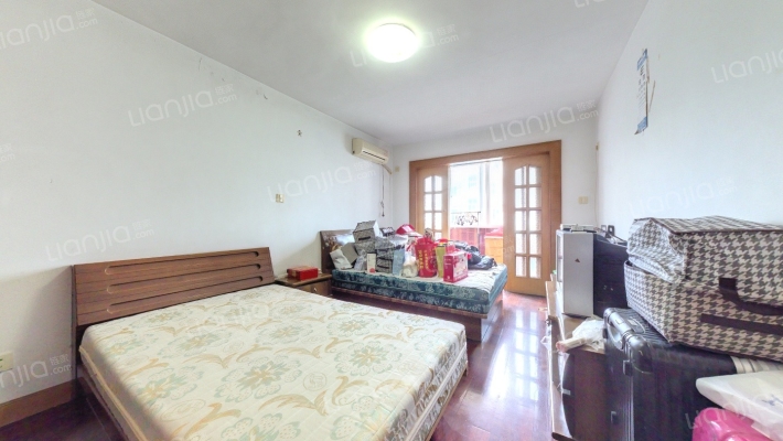 六里二村二手房实景图